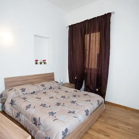 Viterbo Apartment *